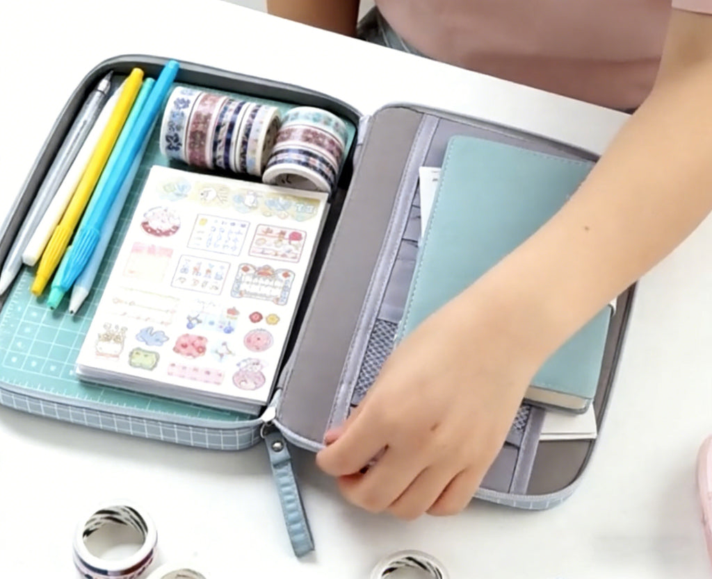 Stationery storage bag