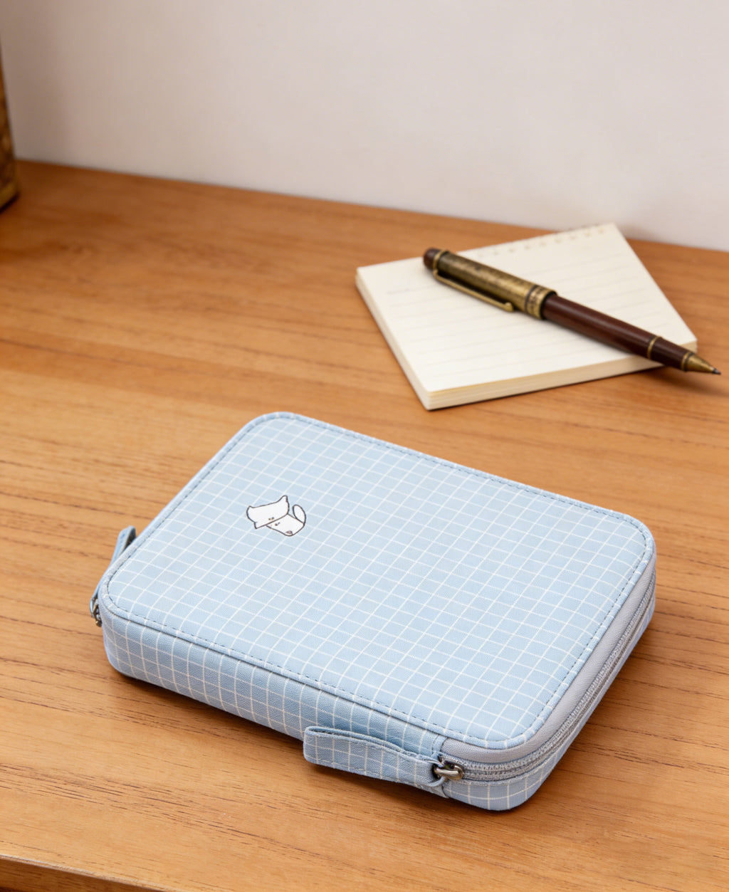 Stationery storage bag